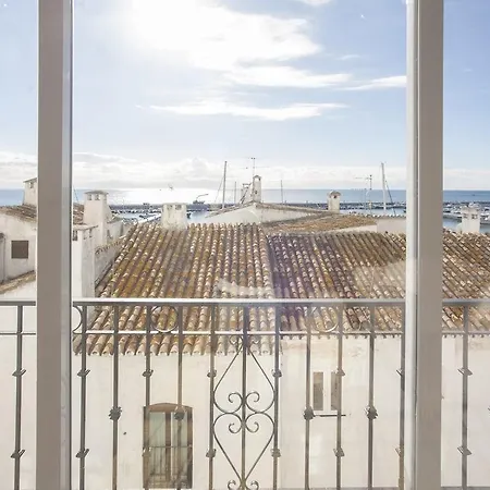 Banus Duplex Waterfront Marbella